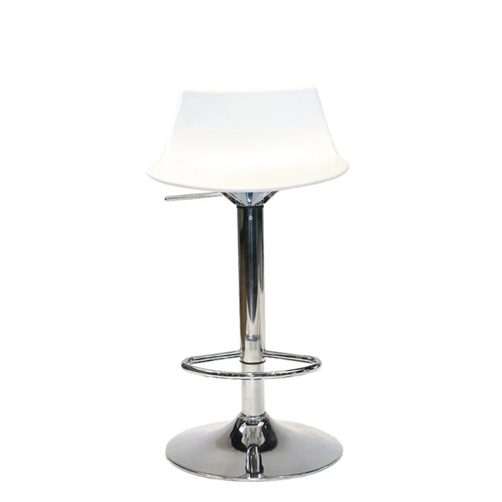 Sgabello da bar unico in plastica di buon design