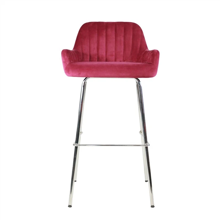 Sedia da bar moderna ed ergonomica con rivestimento in tessuto e gambe in metallo per la colazione
